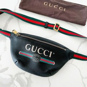 Gucci Logo Belt Bag Bum Bag Black Like New!